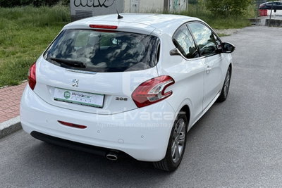 Peugeot 208 HDi 68 CV 3 porte Allure (5)