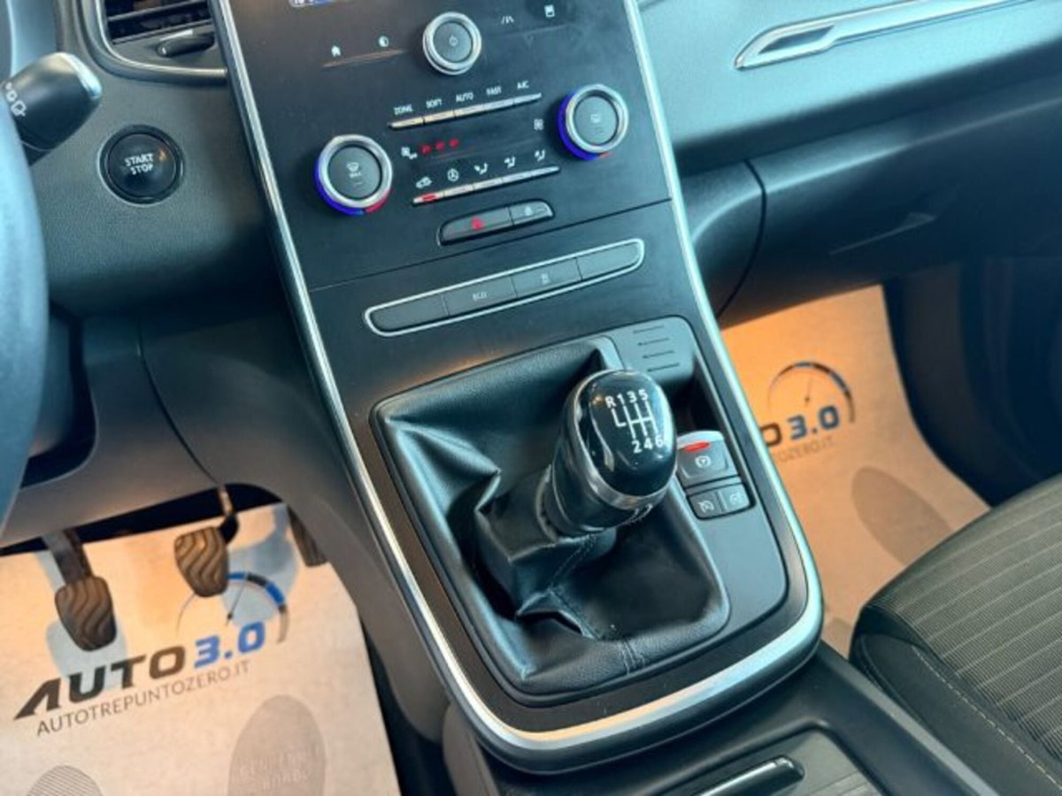 Renault Scenic E-Tech Electric XMod dCi 110 CV Start&Stop Energy Limited (14)
