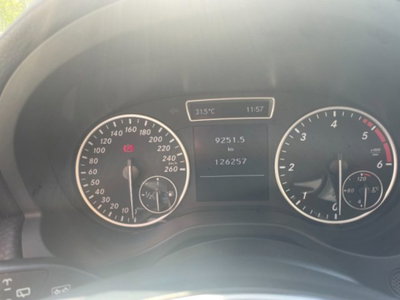 Mercedes-Benz Classe A 180 CDI Executive (9)