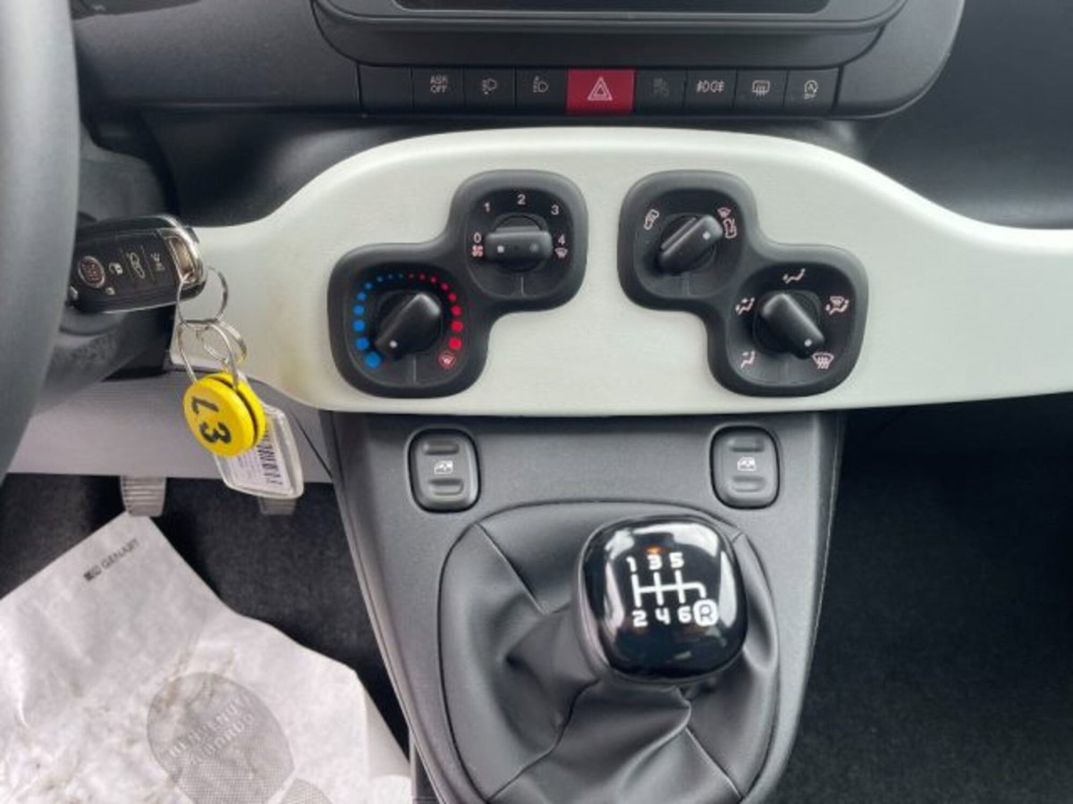 Fiat Panda Cross 1.0 firefly hybrid Cross s&s 70cv 5p.ti (11)