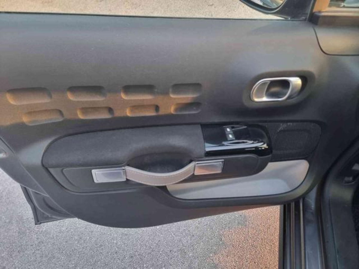 Citroen C3 PureTech 82 Shine (10)