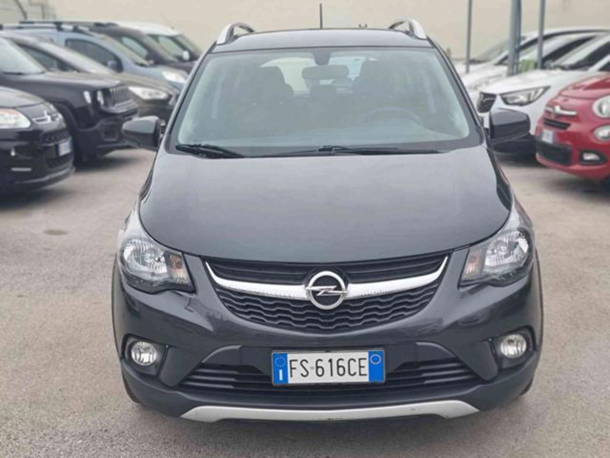 Opel Karl Rocks 1.0 73 CV (2)