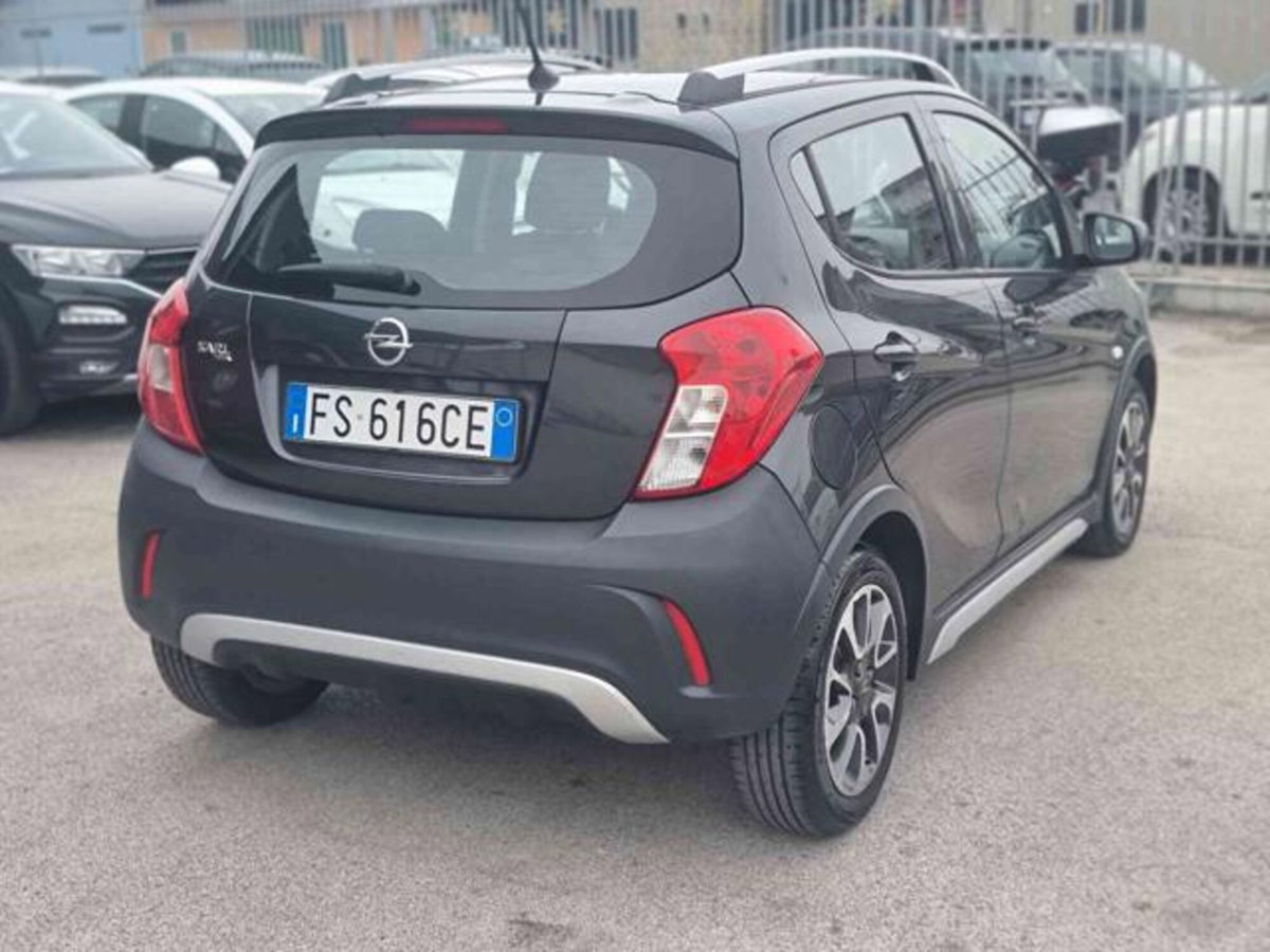 Opel Karl Rocks 1.0 73 CV (4)