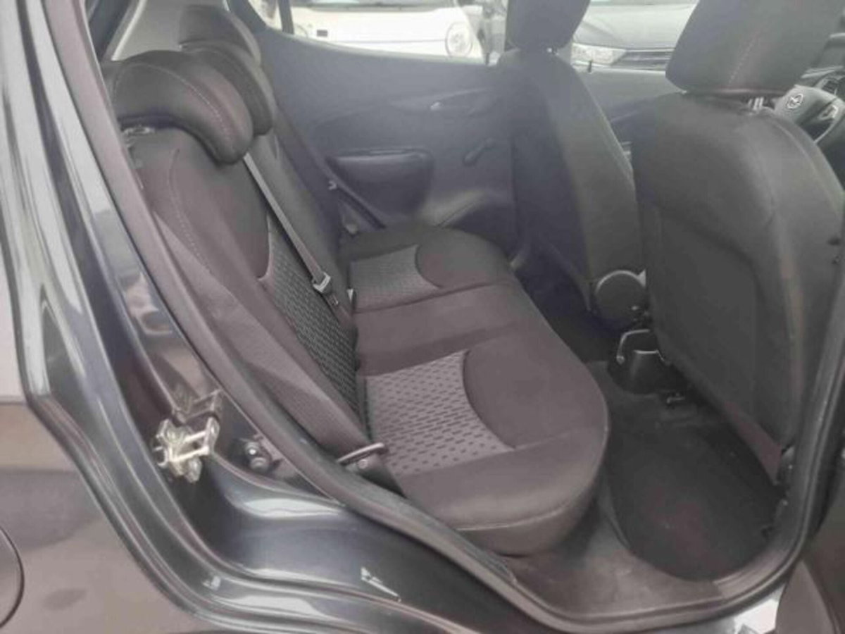 Opel Karl Rocks 1.0 73 CV (7)
