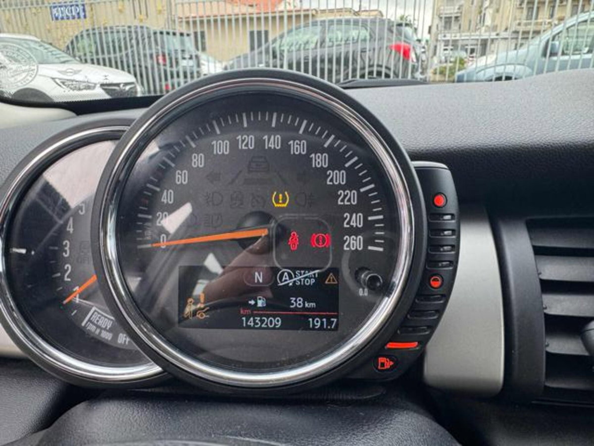 MINI Mini 1.5 One D Boost 5 porte (11)