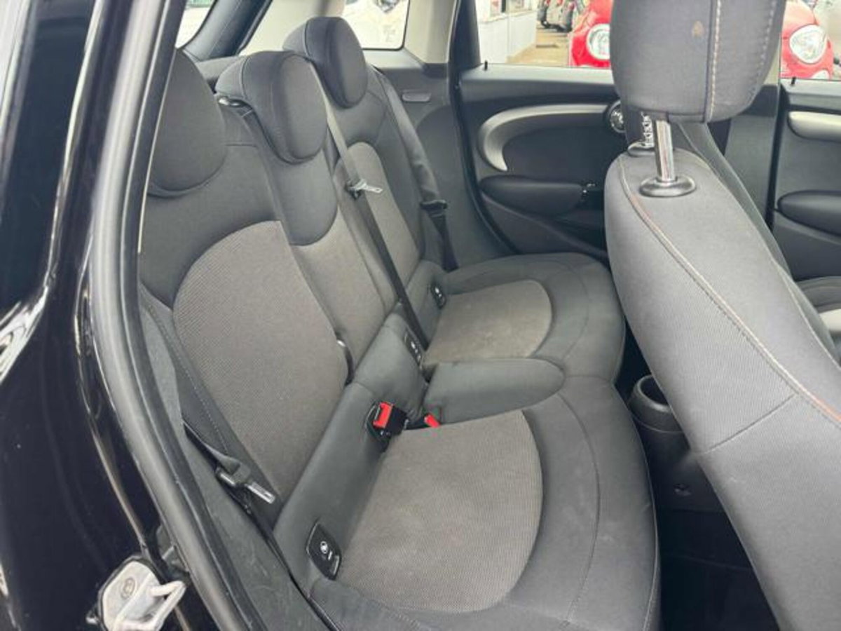 MINI Mini 1.5 One D Boost 5 porte (16)