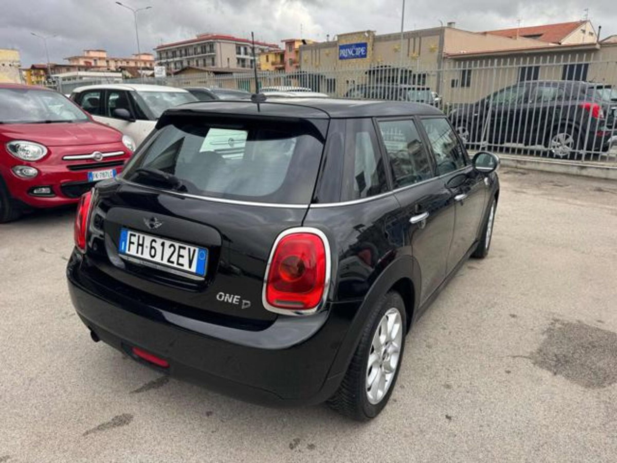 MINI Mini 1.5 One D Boost 5 porte (4)