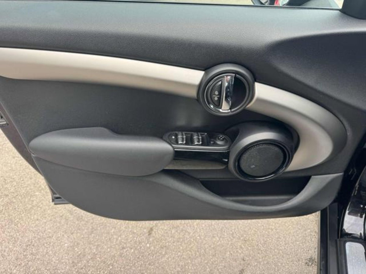MINI Mini 1.5 One D Boost 5 porte (7)