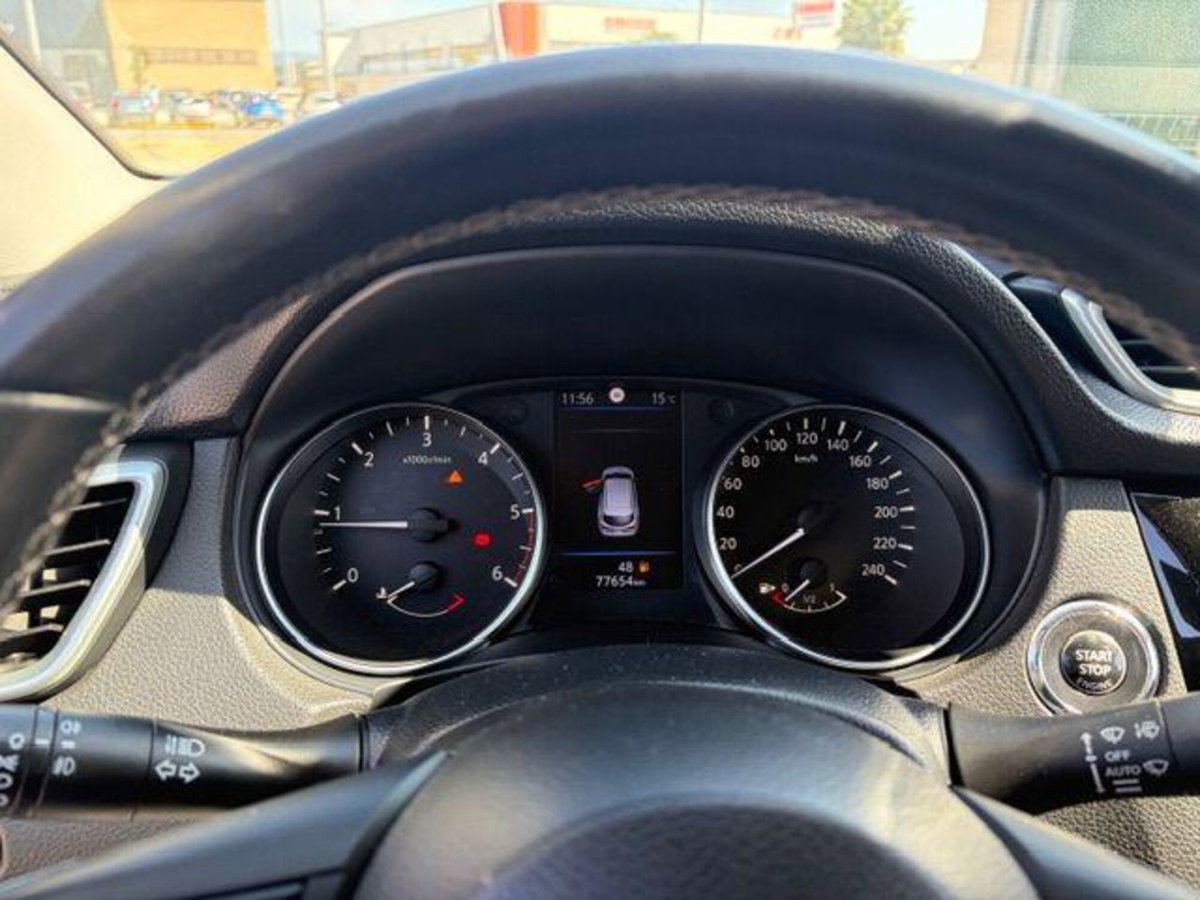 Nissan Qashqai 1.5 dCi 115 CV DCT N-Connecta (16)
