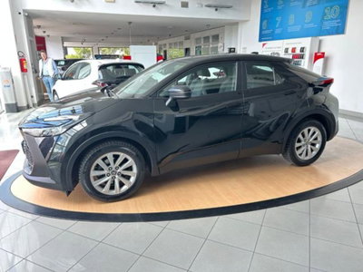 Toyota Toyota C-HR 1.8 hv Active eco fwd e-cvt (2)