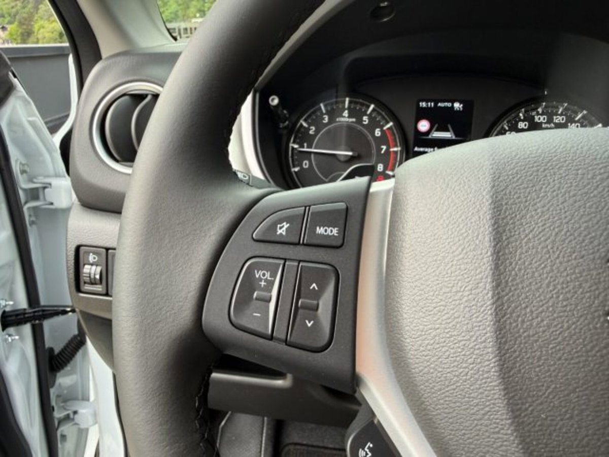 Suzuki Vitara 1.4h Top Kuro 4wd allgrip 110cv (12)