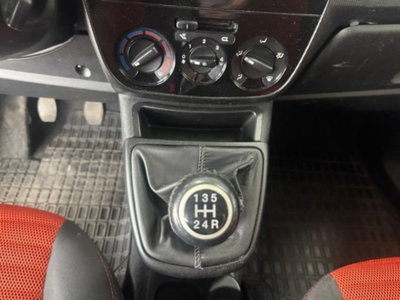 Fiat Qubo 1.3 MJT 95 CV Trekking (17)