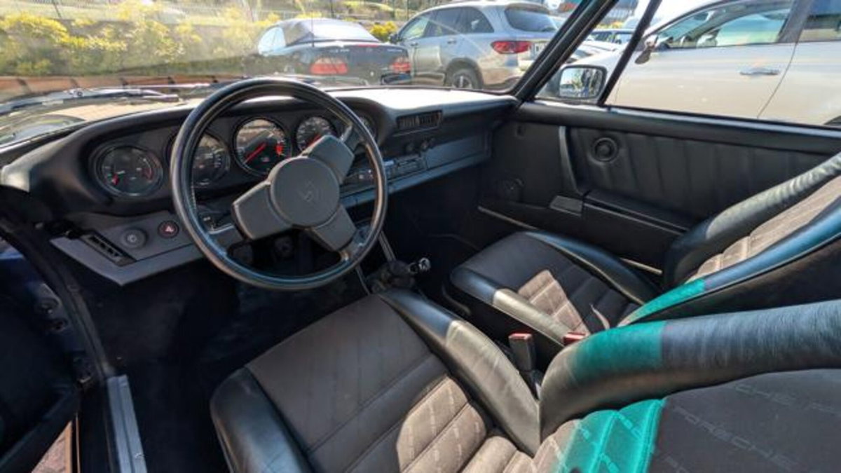 Porsche 911 Cabrio Carrera 3.2 (8)