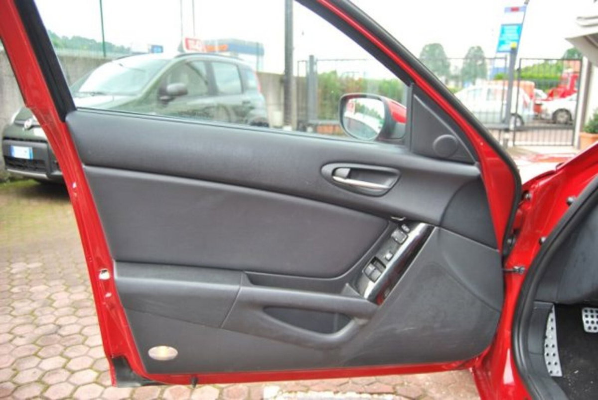 Mazda RX-8 1.3 (8)