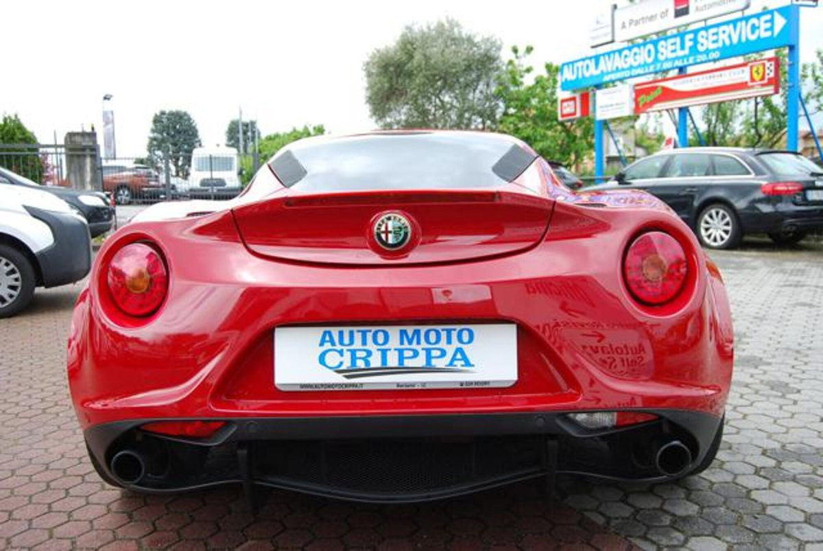 Alfa Romeo 4C Coupé 4C 1750 TBi (5)