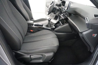 Peugeot 2008 1.2 puretech Allure s&s 100cv (10)