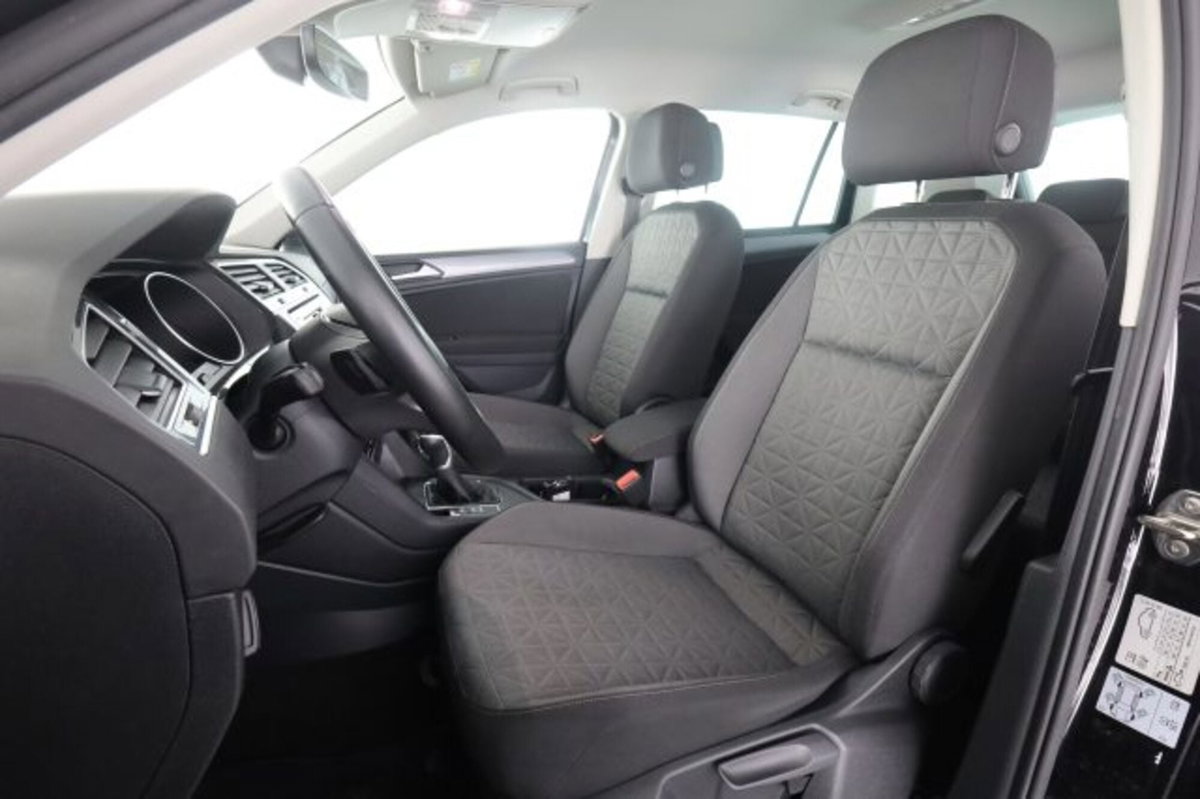 Volkswagen Tiguan 2.0 TDI 150 CV SCR DSG 4MOTION Life (2)