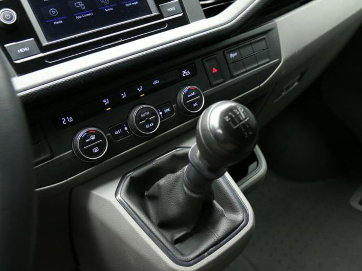 Volkswagen Veicoli Commerciali Caravelle 2.0 TDI 110CV PC Trendline (14)