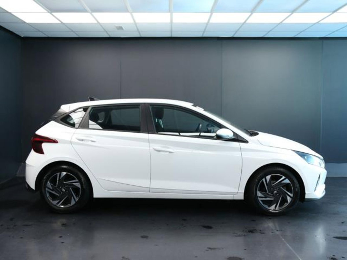 Hyundai i20 1.2 mpi Connectline mt (6)