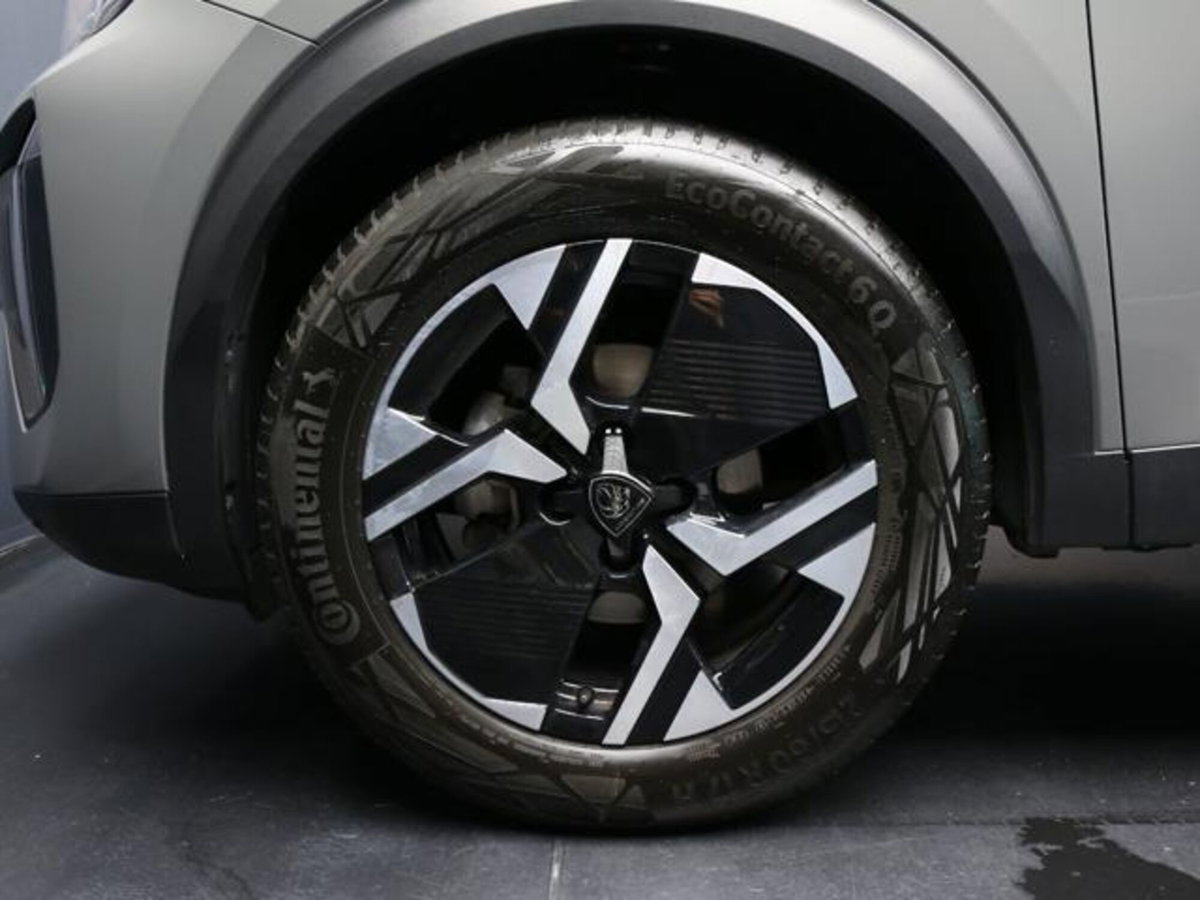 Peugeot 2008 PureTech 100 S&S Allure (5)