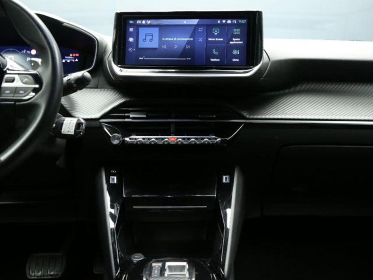 Peugeot 2008 1.2 puretech Allure s&s 130cv eat8 (12)