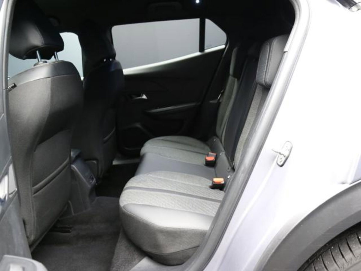 Peugeot 2008 1.2 puretech Allure s&s 130cv eat8 (8)