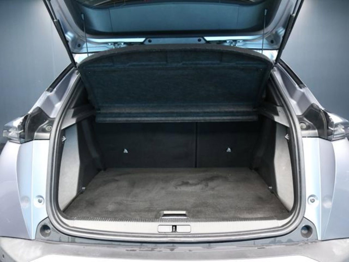 Peugeot 2008 1.2 puretech Allure s&s 130cv eat8 (9)