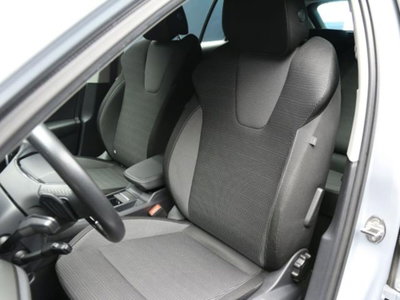 Skoda Octavia Station Wagon 2.0 TDI EVO SCR DSG Wagon Executive (11)