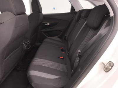 Peugeot 3008 BlueHDi 130 S&S EAT8 Active Business (20)