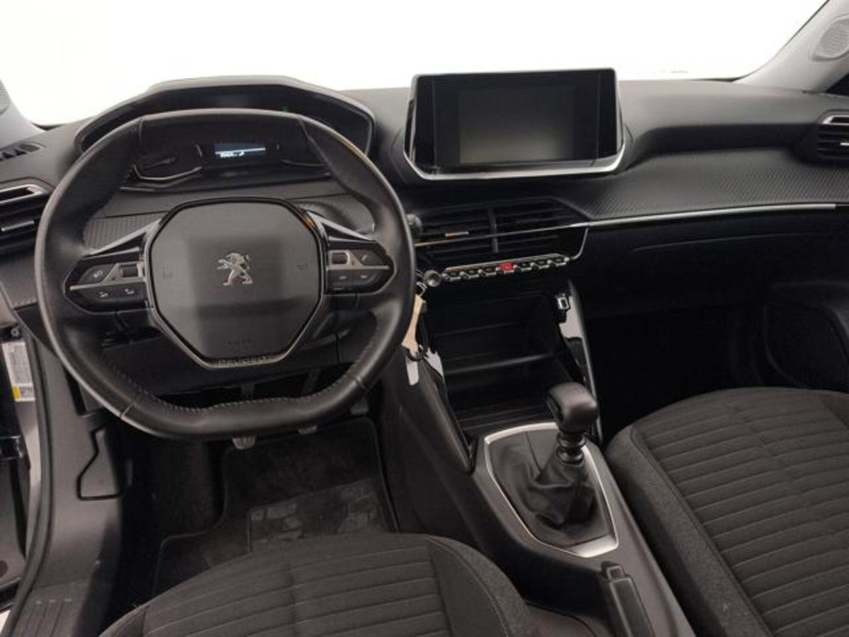 Peugeot 2008 PureTech 130 S&S Active (12)