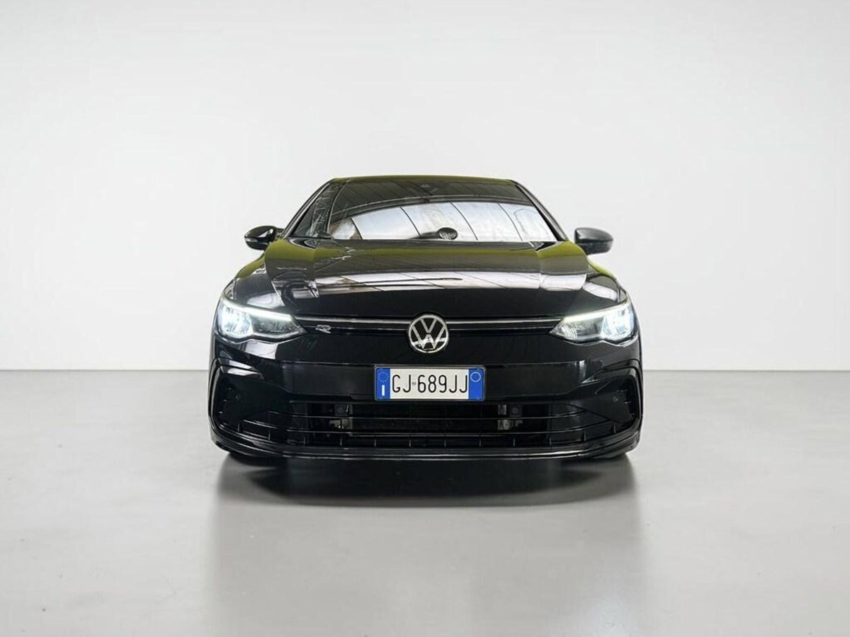 Volkswagen Golf 1.5 eTSI 150 CV EVO ACT DSG R-Line (2)