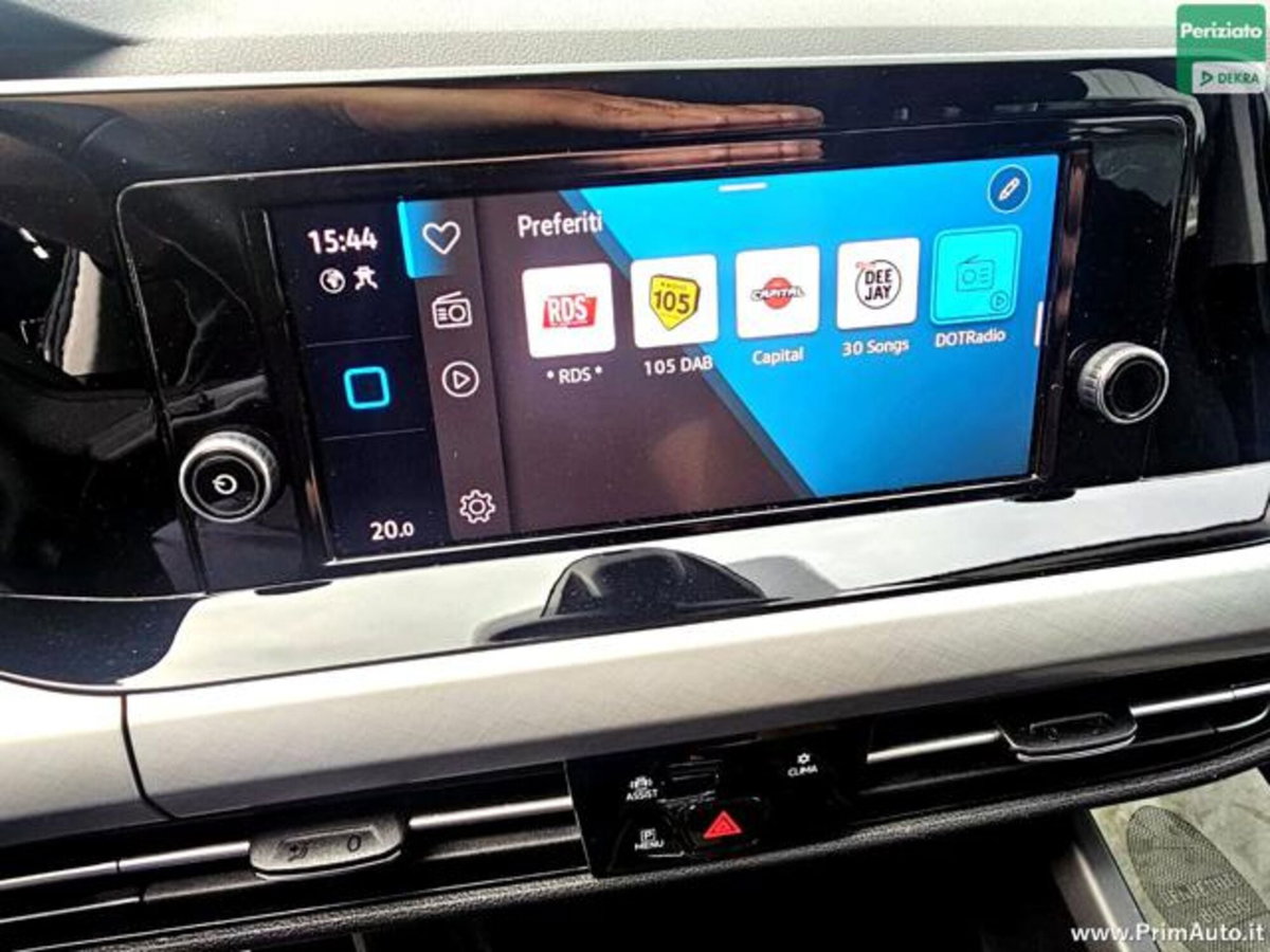 Volkswagen Golf Variant 1.0 eTSI EVO DSG Life (16)