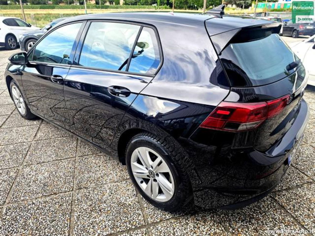 Volkswagen Golf Variant 1.0 eTSI EVO DSG Life (9)