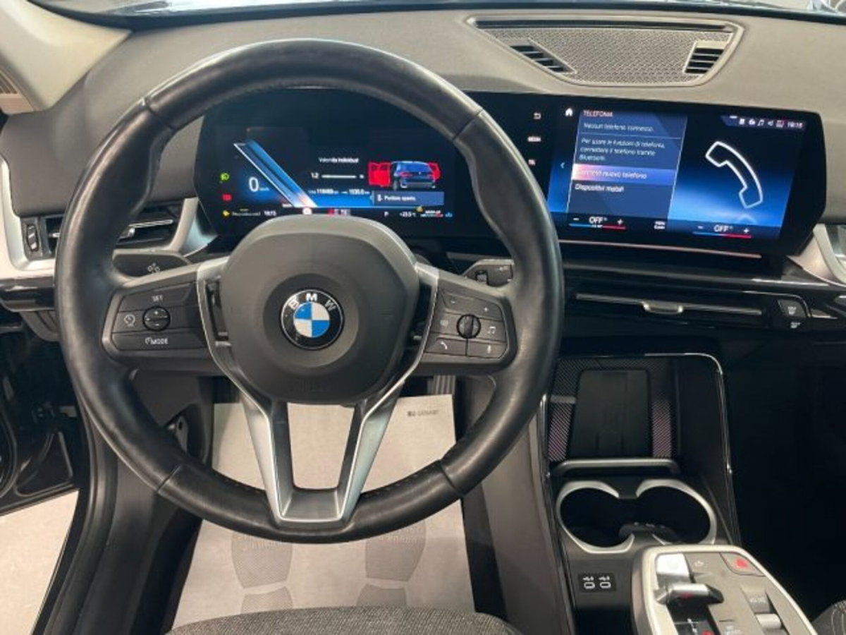BMW X1 sDrive 18d Edition Essence (14)