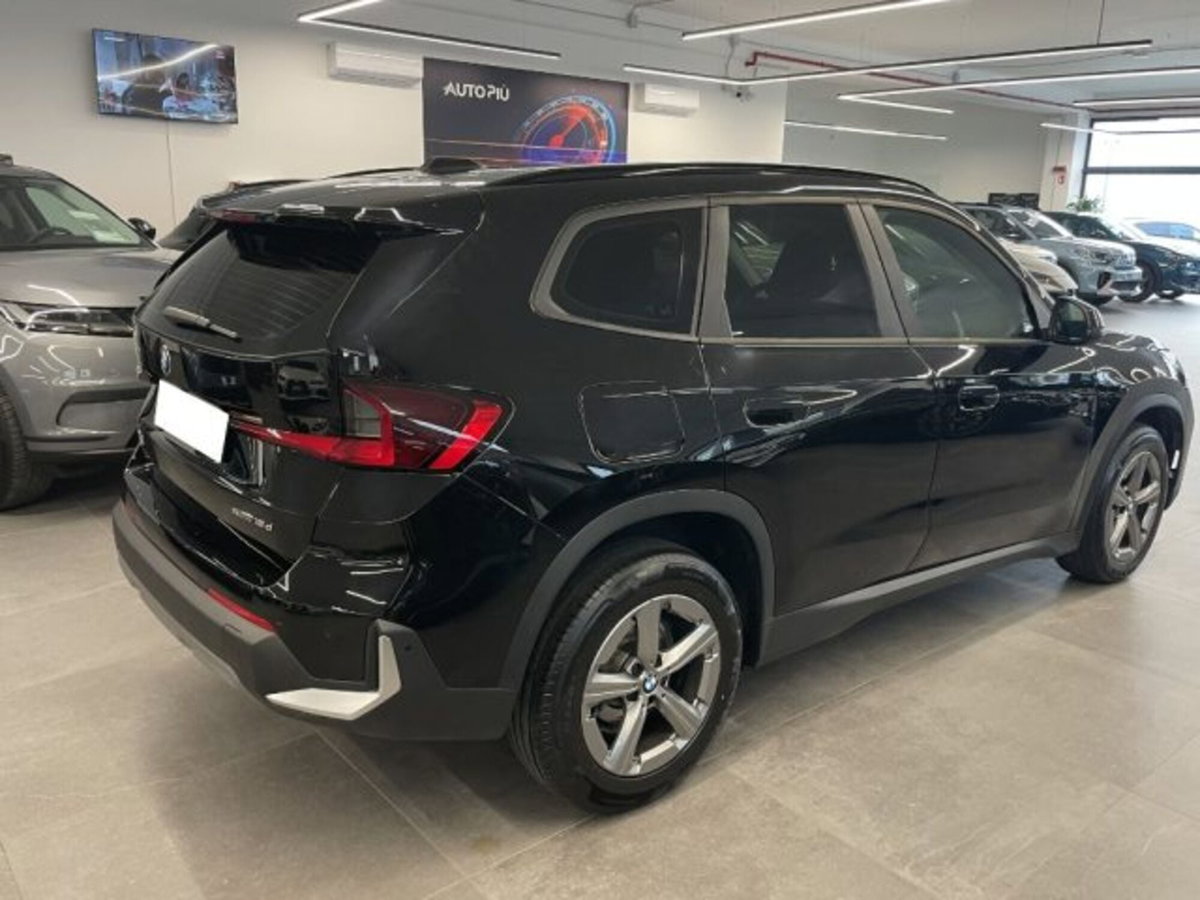 BMW X1 sDrive 18d Edition Essence (2)