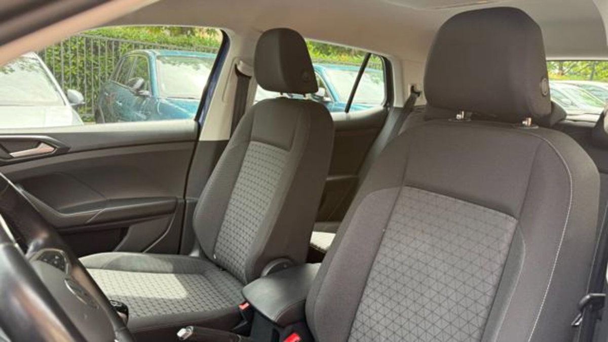 Volkswagen T-Cross 1.0 tsi Edition 95cv (13)