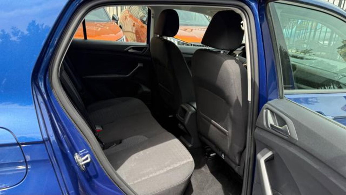 Volkswagen T-Cross 1.0 tsi Edition 95cv (14)