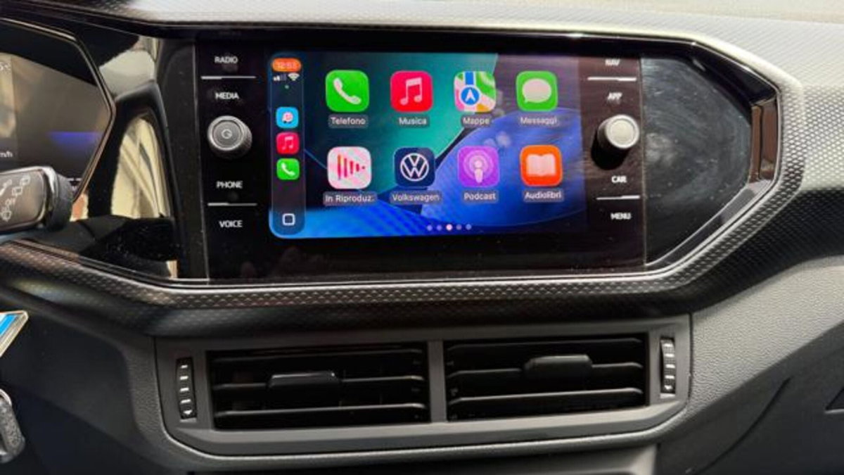 Volkswagen T-Cross 1.0 tsi Edition 95cv (9)