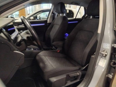 Volkswagen Golf Variant 1.0 eTSI EVO DSG Life (15)