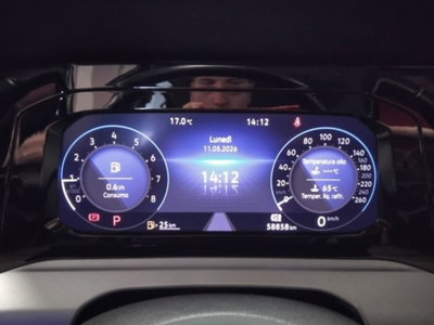 Volkswagen Golf Variant 1.0 eTSI EVO DSG Life (17)