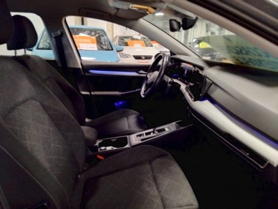 Volkswagen Golf Variant 1.0 eTSI EVO DSG Life (12)