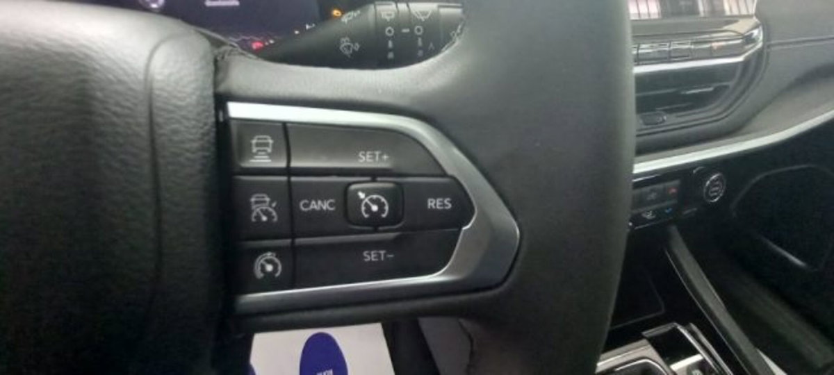 Jeep Compass 1.6 Multijet II 2WD Limited (14)