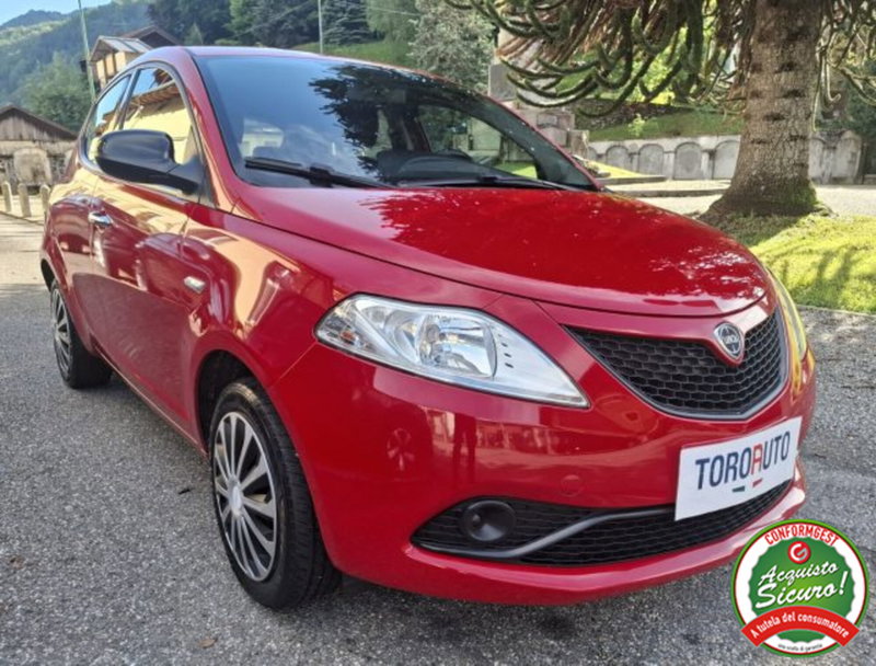 Lancia Ypsilon 1.2 69 CV 5 porte GPL Ecochic Gold