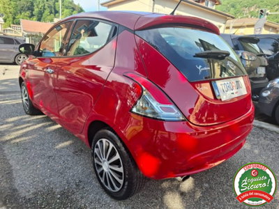 Lancia Ypsilon 1.2 69 CV 5 porte GPL Ecochic Gold (4)
