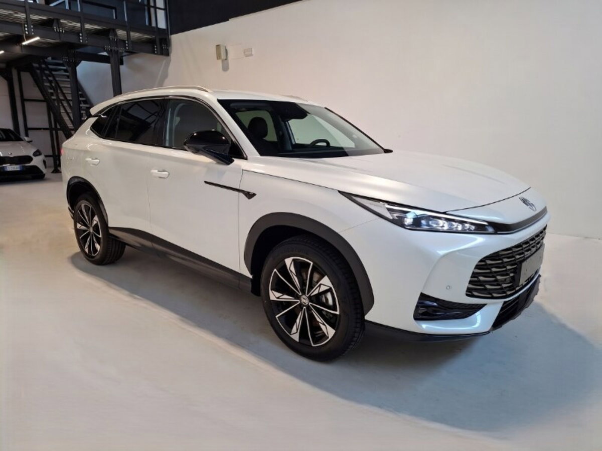 Mg HS 1.5 hybrid+ Luxury auto