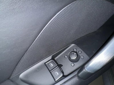 Audi TT Cabrio 2.0 TDI ultra S line (3)