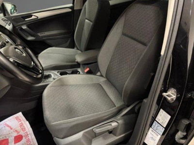 Volkswagen Tiguan 2.0 TDI 150 CV SCR DSG 4MOTION R-Line (3)