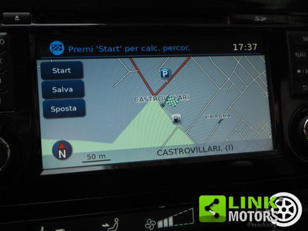 Nissan Qashqai 1.6 dCi 2WD Tekna (14)