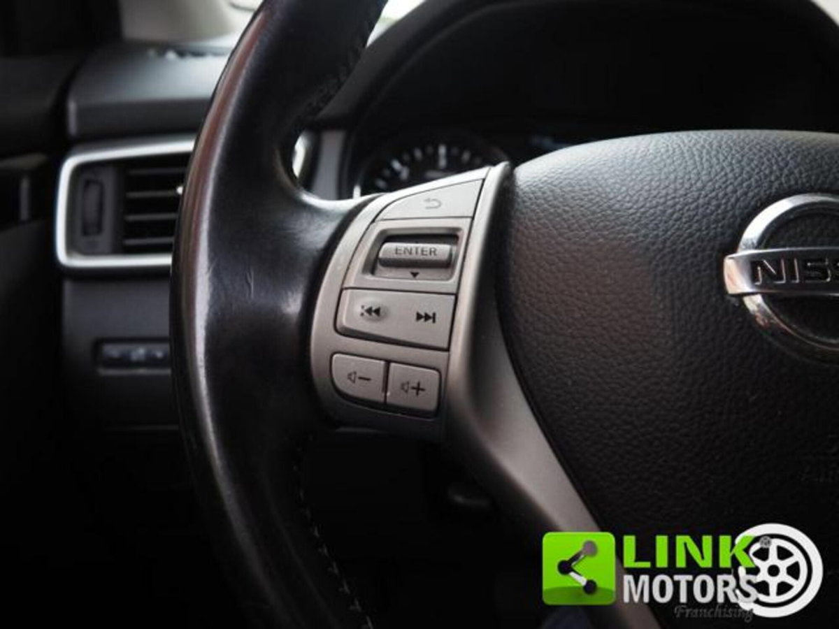 Nissan Qashqai 1.6 dCi 2WD Tekna (20)