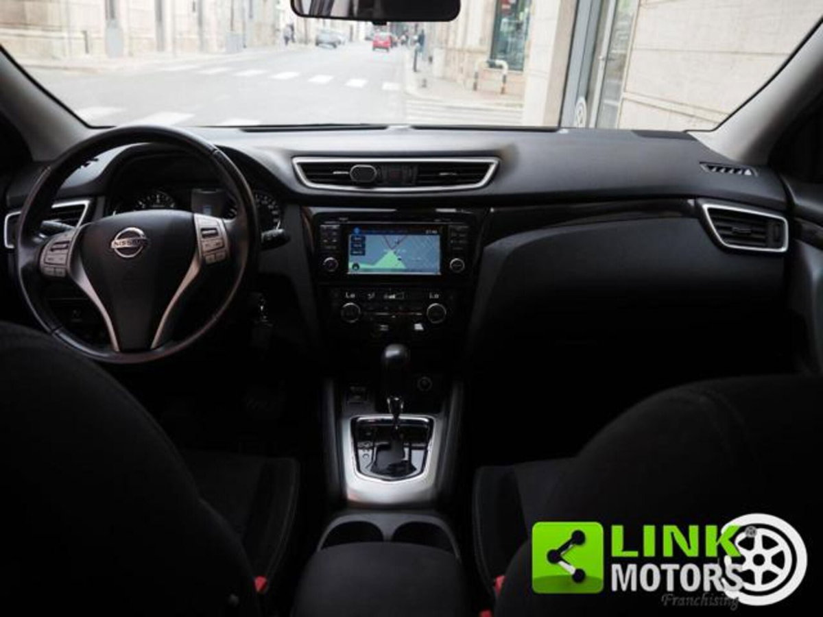 Nissan Qashqai 1.6 dCi 2WD Tekna (4)